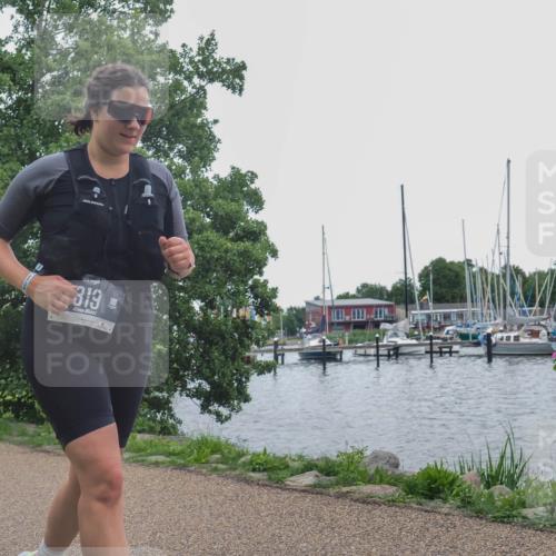 22.06.2025 - Viking Triathlon KatJ http://msf.ph/oto/8133285 22.06.2025 15:45:46 Laufen 319 meine-sportfotos.de