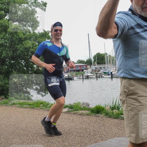 22.06.2025 - Viking Triathlon KatJ http://msf.ph/oto/8133357 22.06.2025 15:46:39 Laufen 496 meine-sportfotos.de