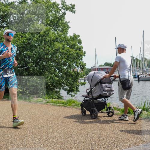 22.06.2025 - Viking Triathlon KatJ http://msf.ph/oto/8133362 22.06.2025 14:05:36 Laufen 70 meine-sportfotos.de
