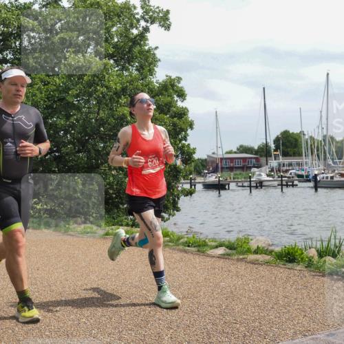 22.06.2025 - Viking Triathlon KatJ http://msf.ph/oto/8133388 22.06.2025 14:05:45 Laufen 61, 444, 552, 618, 620 meine-sportfotos.de