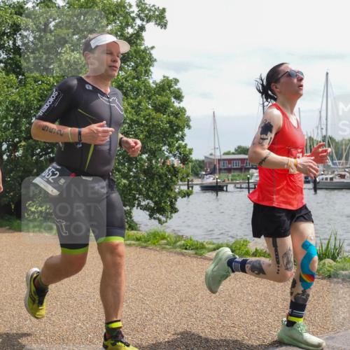 22.06.2025 - Viking Triathlon KatJ http://msf.ph/oto/8133393 22.06.2025 14:05:45 Laufen 61, 444, 552, 618, 620 meine-sportfotos.de