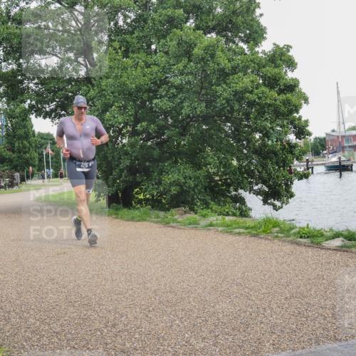 22.06.2025 - Viking Triathlon KatJ http://msf.ph/oto/8133426 22.06.2025 15:48:04 Laufen 276 meine-sportfotos.de