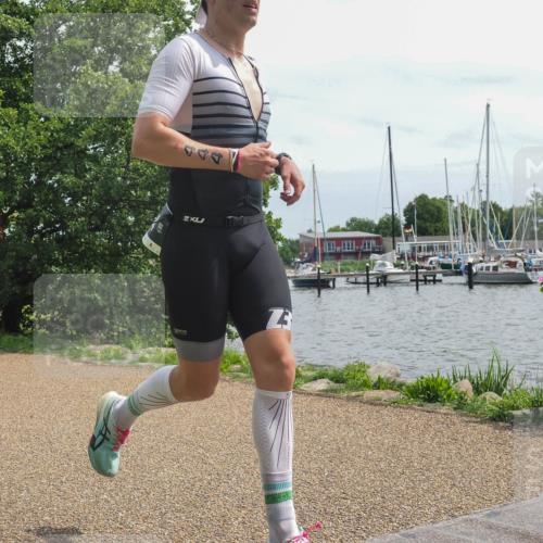 22.06.2025 - Viking Triathlon KatJ http://msf.ph/oto/8133437 22.06.2025 14:05:49 Laufen 444, 618 meine-sportfotos.de
