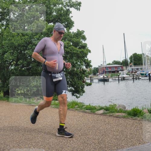 22.06.2025 - Viking Triathlon KatJ http://msf.ph/oto/8133457 22.06.2025 15:48:05 Laufen 276 meine-sportfotos.de
