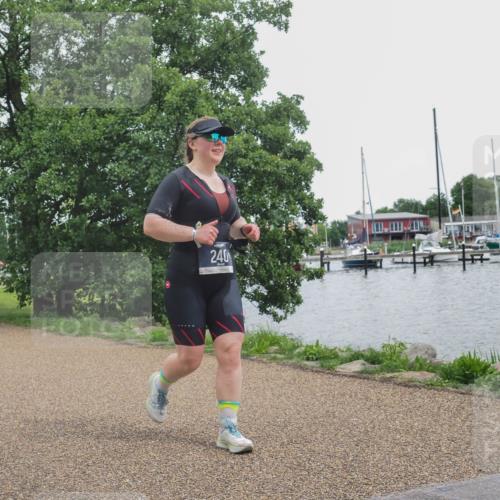 22.06.2025 - Viking Triathlon KatJ http://msf.ph/oto/8133500 22.06.2025 15:48:13 Laufen 240 meine-sportfotos.de