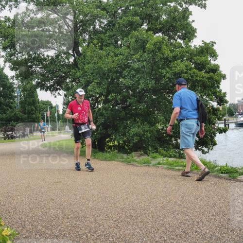 22.06.2025 - Viking Triathlon KatJ http://msf.ph/oto/8133511 22.06.2025 15:48:26 Laufen 39 meine-sportfotos.de