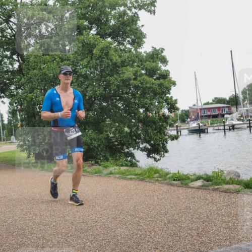 22.06.2025 - Viking Triathlon KatJ http://msf.ph/oto/8133562 22.06.2025 15:48:36 Laufen 422 meine-sportfotos.de