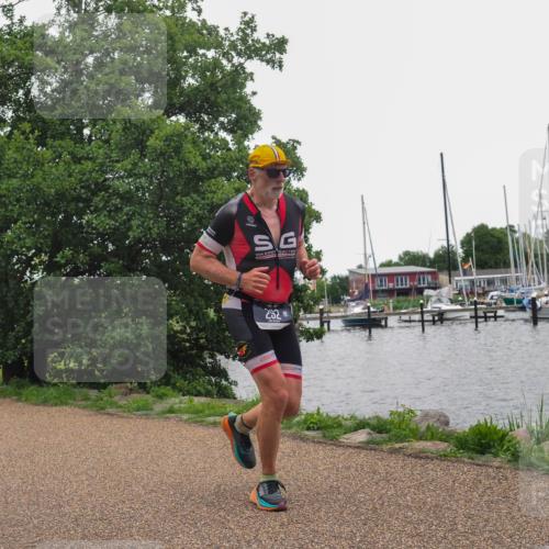 22.06.2025 - Viking Triathlon KatJ http://msf.ph/oto/8133709 22.06.2025 15:49:56 Laufen 292 meine-sportfotos.de
