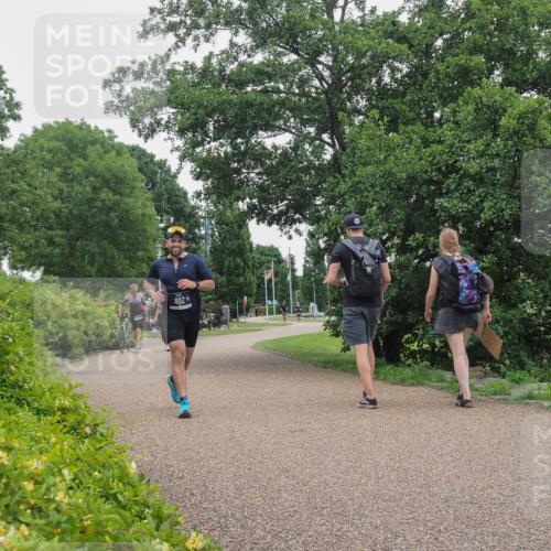 22.06.2025 - Viking Triathlon KatJ http://msf.ph/oto/8133724 22.06.2025 15:50:29 Laufen 402 meine-sportfotos.de