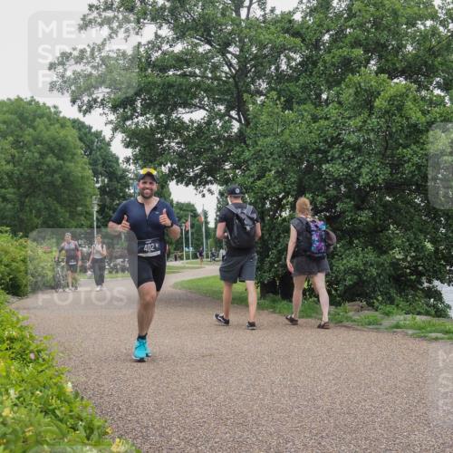 22.06.2025 - Viking Triathlon KatJ http://msf.ph/oto/8133742 22.06.2025 15:50:29 Laufen 402 meine-sportfotos.de
