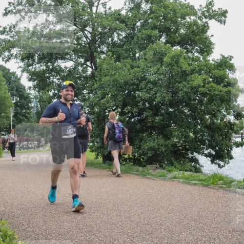 22.06.2025 - Viking Triathlon KatJ http://msf.ph/oto/8133759 22.06.2025 15:50:30 Laufen 402 meine-sportfotos.de