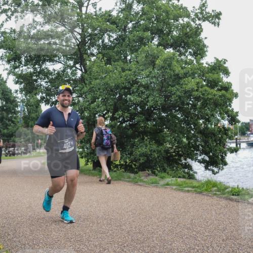 22.06.2025 - Viking Triathlon KatJ http://msf.ph/oto/8133763 22.06.2025 15:50:30 Laufen 402 meine-sportfotos.de