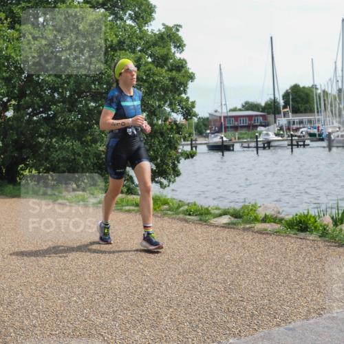 22.06.2025 - Viking Triathlon KatJ http://msf.ph/oto/8133783 22.06.2025 14:07:22 Laufen 5, 210, 360 meine-sportfotos.de