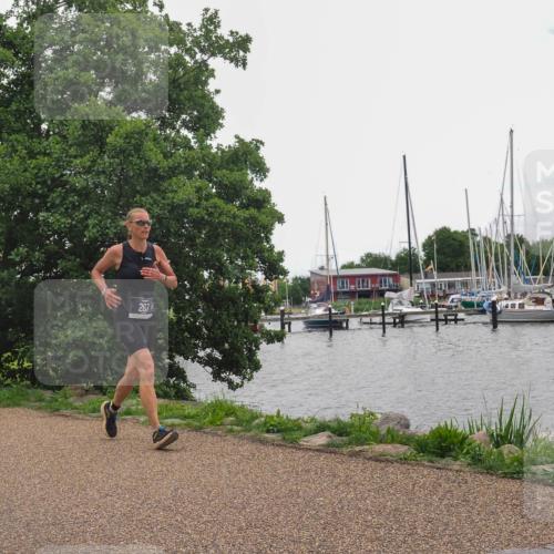 22.06.2025 - Viking Triathlon KatJ http://msf.ph/oto/8133868 22.06.2025 15:51:18 Laufen 267 meine-sportfotos.de