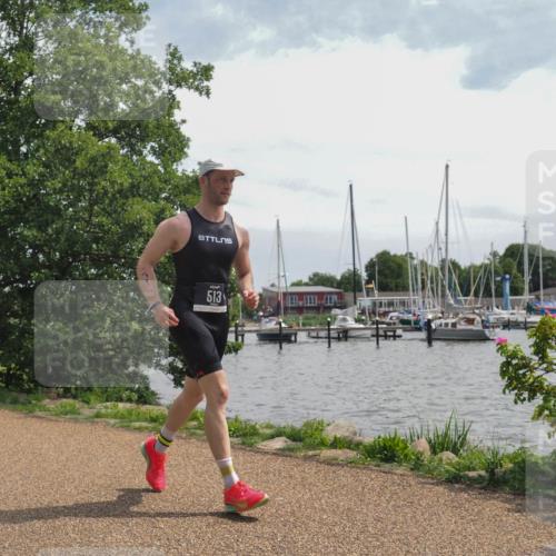 22.06.2025 - Viking Triathlon KatJ http://msf.ph/oto/8133980 22.06.2025 14:08:09 Laufen 513 meine-sportfotos.de
