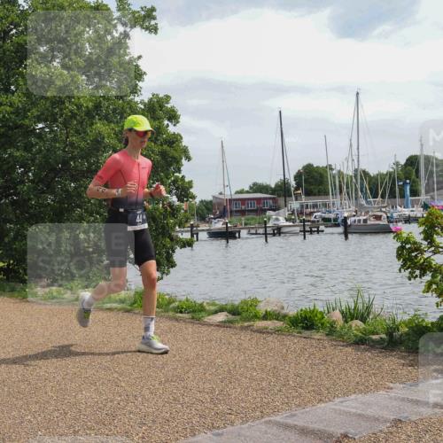 22.06.2025 - Viking Triathlon KatJ http://msf.ph/oto/8133996 22.06.2025 14:09:20 Laufen 44 meine-sportfotos.de