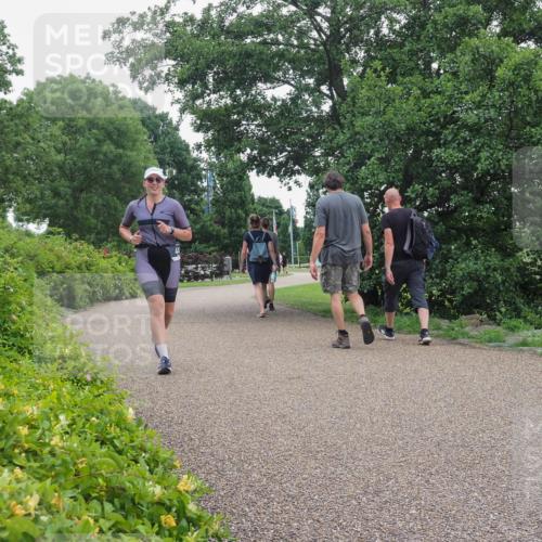 22.06.2025 - Viking Triathlon KatJ http://msf.ph/oto/8134007 22.06.2025 15:54:35 Laufen 441 meine-sportfotos.de