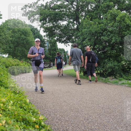 22.06.2025 - Viking Triathlon KatJ http://msf.ph/oto/8134016 22.06.2025 15:54:35 Laufen 441 meine-sportfotos.de