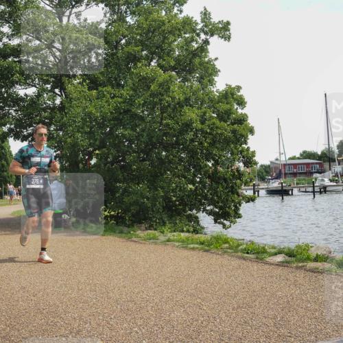 22.06.2025 - Viking Triathlon KatJ http://msf.ph/oto/8134028 22.06.2025 14:09:50 Laufen 376, 456 meine-sportfotos.de