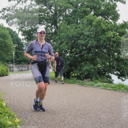 22.06.2025 - Viking Triathlon KatJ http://msf.ph/oto/8134042 22.06.2025 15:54:36 Laufen 441 meine-sportfotos.de