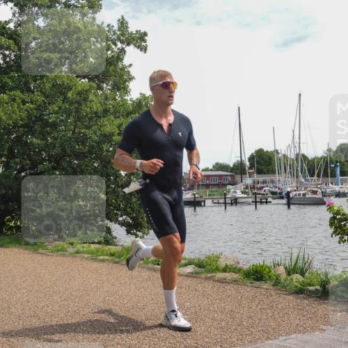 22.06.2025 - Viking Triathlon KatJ http://msf.ph/oto/8134060 22.06.2025 14:10:01 Laufen 229 meine-sportfotos.de