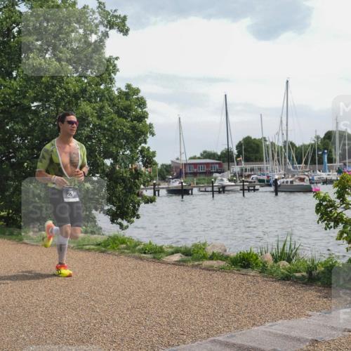 22.06.2025 - Viking Triathlon KatJ http://msf.ph/oto/8134107 22.06.2025 14:10:11 Laufen 220, 357 meine-sportfotos.de