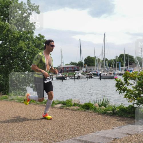 22.06.2025 - Viking Triathlon KatJ http://msf.ph/oto/8134112 22.06.2025 14:10:11 Laufen 220, 357 meine-sportfotos.de
