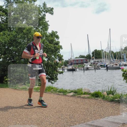 22.06.2025 - Viking Triathlon KatJ http://msf.ph/oto/8134226 22.06.2025 14:10:49 Laufen 46, 93, 292 meine-sportfotos.de