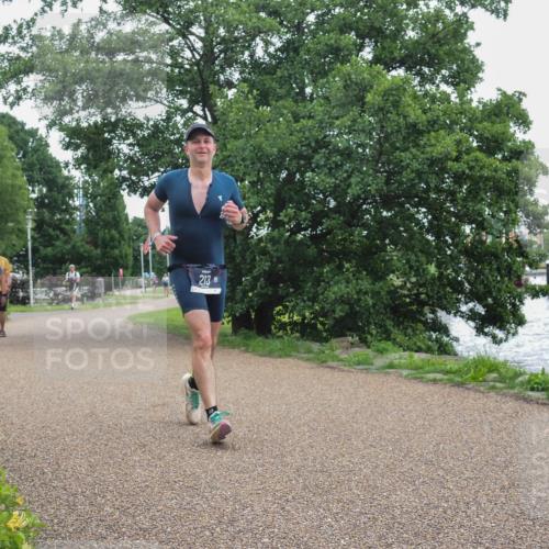 22.06.2025 - Viking Triathlon KatJ http://msf.ph/oto/8134234 22.06.2025 15:57:54 Laufen 213 meine-sportfotos.de