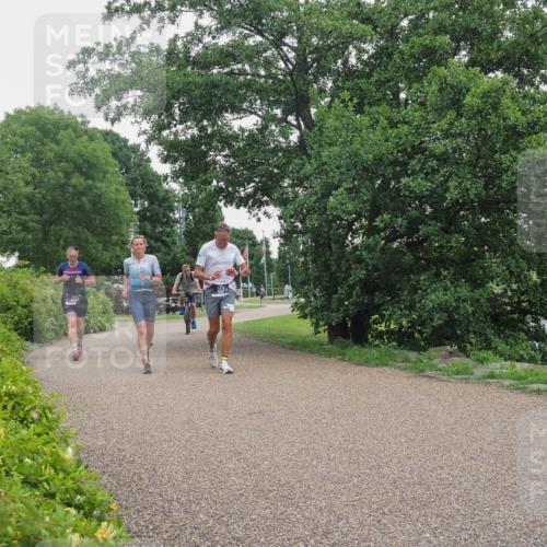 22.06.2025 - Viking Triathlon KatJ http://msf.ph/oto/8134260 22.06.2025 15:58:18 Laufen 359, 498 meine-sportfotos.de