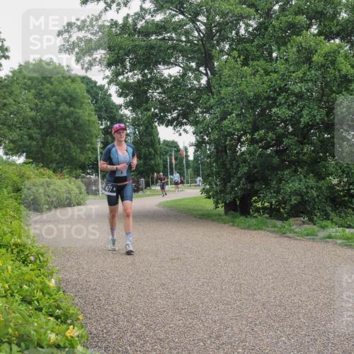 22.06.2025 - Viking Triathlon KatJ http://msf.ph/oto/8134345 22.06.2025 15:58:44 Laufen 477 meine-sportfotos.de