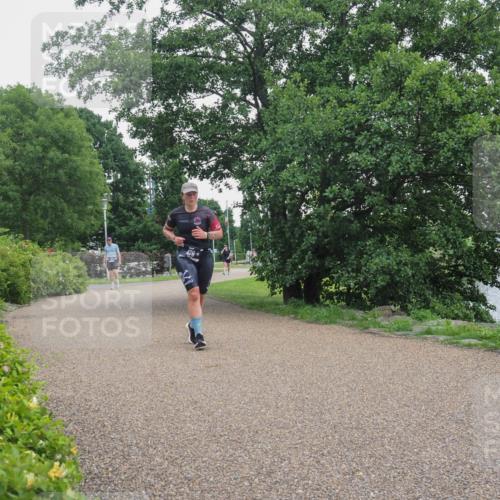 22.06.2025 - Viking Triathlon KatJ http://msf.ph/oto/8134408 22.06.2025 15:58:57 Laufen 476 meine-sportfotos.de