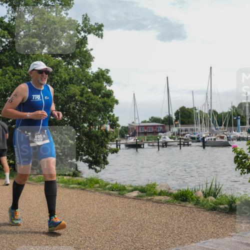 22.06.2025 - Viking Triathlon KatJ http://msf.ph/oto/8134409 22.06.2025 14:12:19 Laufen 490 meine-sportfotos.de