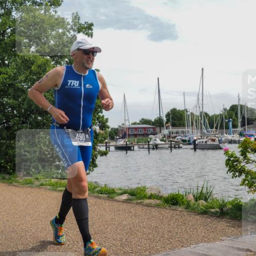 22.06.2025 - Viking Triathlon KatJ http://msf.ph/oto/8134416 22.06.2025 14:12:20 Laufen 490 meine-sportfotos.de