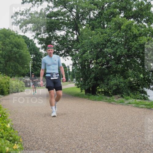 22.06.2025 - Viking Triathlon KatJ http://msf.ph/oto/8134471 22.06.2025 15:59:13 Laufen 357 meine-sportfotos.de