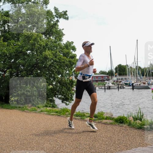 22.06.2025 - Viking Triathlon KatJ http://msf.ph/oto/8134616 22.06.2025 14:13:32 Laufen 294, 538, 555 meine-sportfotos.de