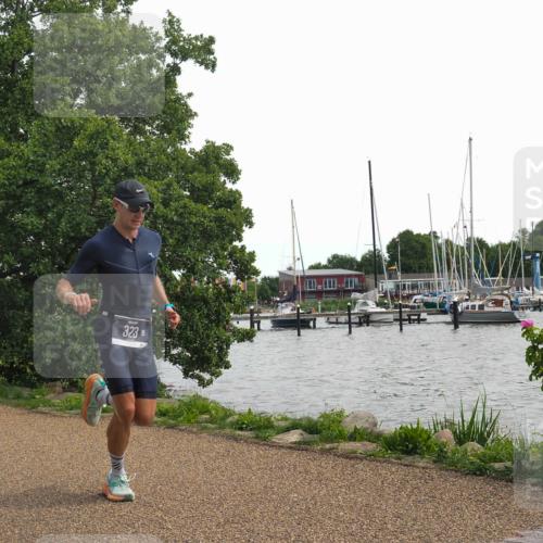 22.06.2025 - Viking Triathlon KatJ http://msf.ph/oto/8134837 22.06.2025 14:15:45 Laufen 323 meine-sportfotos.de