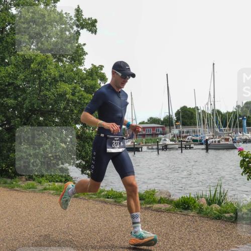 22.06.2025 - Viking Triathlon KatJ http://msf.ph/oto/8134839 22.06.2025 14:15:46 Laufen 323 meine-sportfotos.de