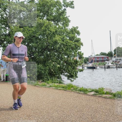 22.06.2025 - Viking Triathlon KatJ http://msf.ph/oto/8134864 22.06.2025 14:16:04 Laufen 441 meine-sportfotos.de