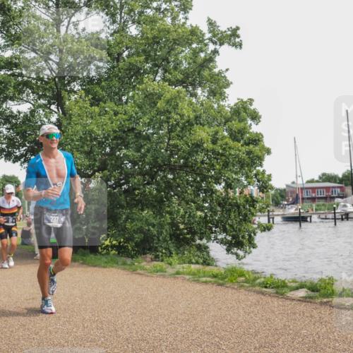 22.06.2025 - Viking Triathlon KatJ http://msf.ph/oto/8134869 22.06.2025 14:16:33 Laufen 77, 237 meine-sportfotos.de