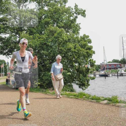 22.06.2025 - Viking Triathlon KatJ http://msf.ph/oto/8134907 22.06.2025 14:16:53 Laufen 34, 128, 182, 546 meine-sportfotos.de
