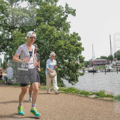 22.06.2025 - Viking Triathlon KatJ http://msf.ph/oto/8134909 22.06.2025 14:16:53 Laufen 34, 128, 182, 546 meine-sportfotos.de