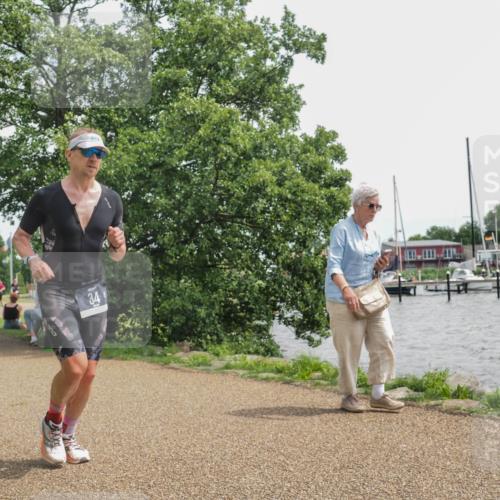 22.06.2025 - Viking Triathlon KatJ http://msf.ph/oto/8134916 22.06.2025 14:16:55 Laufen 34, 182, 546 meine-sportfotos.de