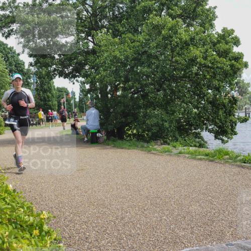 22.06.2025 - Viking Triathlon KatJ http://msf.ph/oto/8134920 22.06.2025 14:16:58 Laufen 34, 86 meine-sportfotos.de