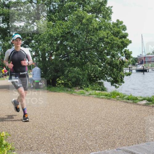 22.06.2025 - Viking Triathlon KatJ http://msf.ph/oto/8134924 22.06.2025 14:16:59 Laufen 86 meine-sportfotos.de