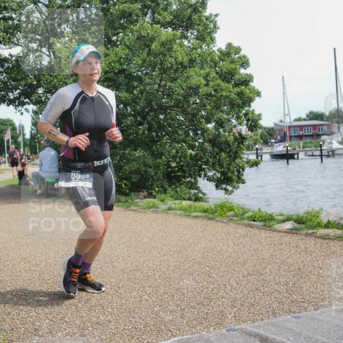 22.06.2025 - Viking Triathlon KatJ http://msf.ph/oto/8134928 22.06.2025 14:16:59 Laufen 86 meine-sportfotos.de