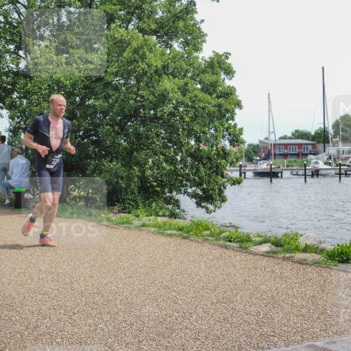 22.06.2025 - Viking Triathlon KatJ http://msf.ph/oto/8134989 22.06.2025 14:17:44 Laufen 225 meine-sportfotos.de