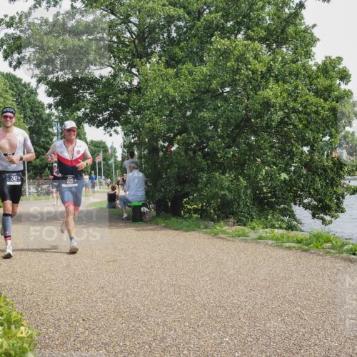 22.06.2025 - Viking Triathlon KatJ http://msf.ph/oto/8135004 22.06.2025 14:17:59 Laufen 242, 329 meine-sportfotos.de