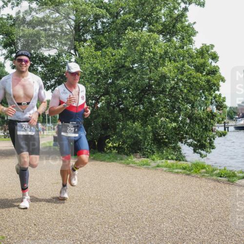 22.06.2025 - Viking Triathlon KatJ http://msf.ph/oto/8135011 22.06.2025 14:18:00 Laufen 242, 329 meine-sportfotos.de