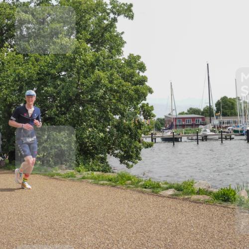 22.06.2025 - Viking Triathlon KatJ http://msf.ph/oto/8135014 22.06.2025 14:18:05 Laufen 194 meine-sportfotos.de